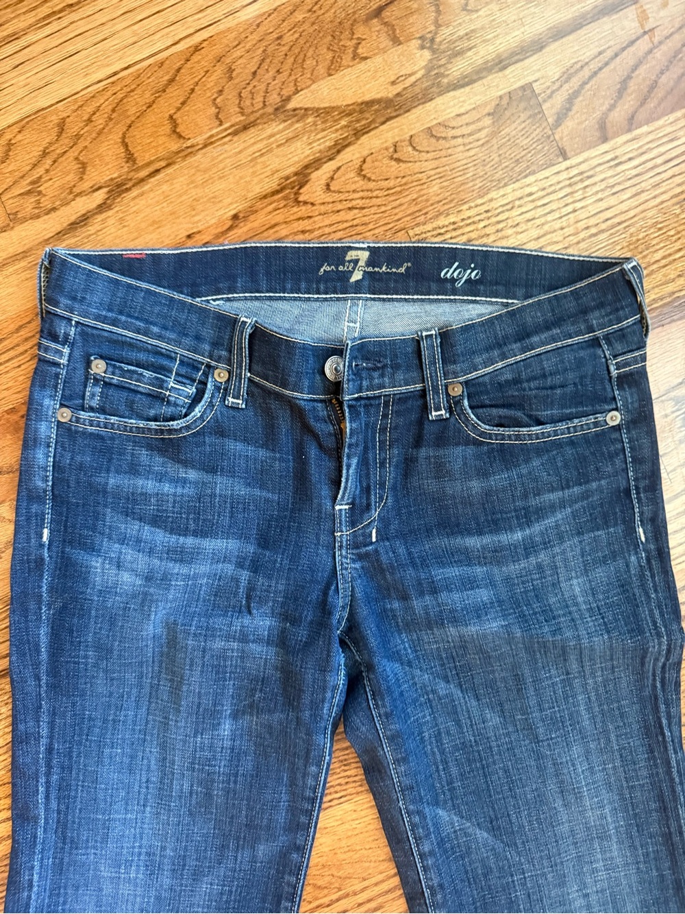 Seven for all mankind dark wash jeans / Size 26 / Dojo / Good condition - Picture 2 of 7